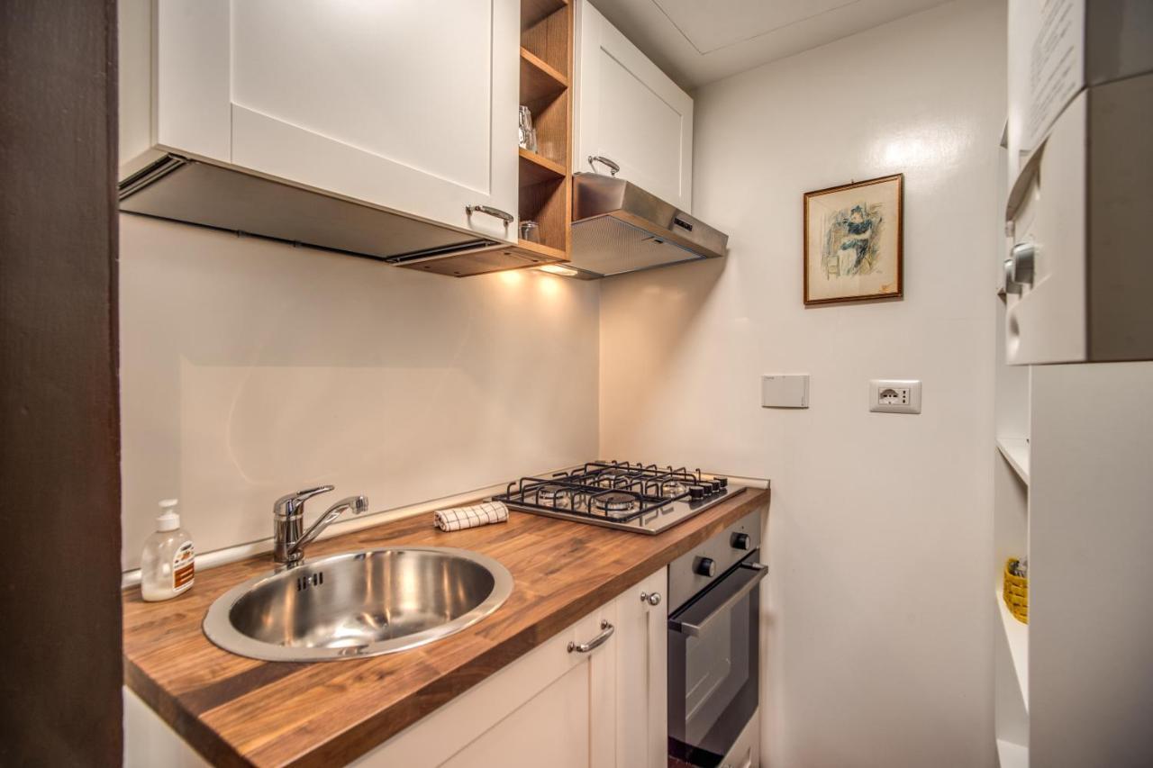 Casa Giglio Campo Di Fiori Apartment Rom
