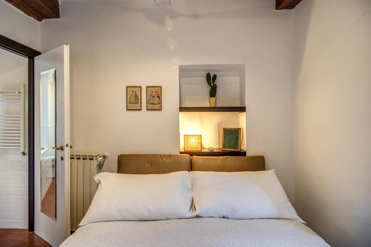 Casa Giglio Campo Di Fiori Apartment *